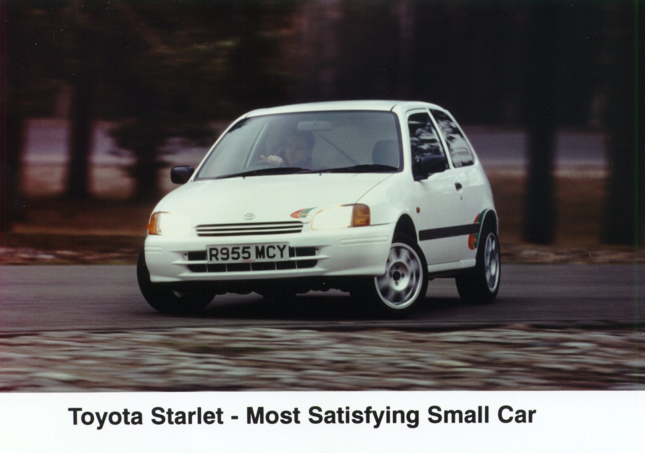 Кузов тойота старлет купить. Toyota Starlet 1999. Toyota Starlet 1996. Тойота Старлет 1999. Тойота Старлет 1996.
