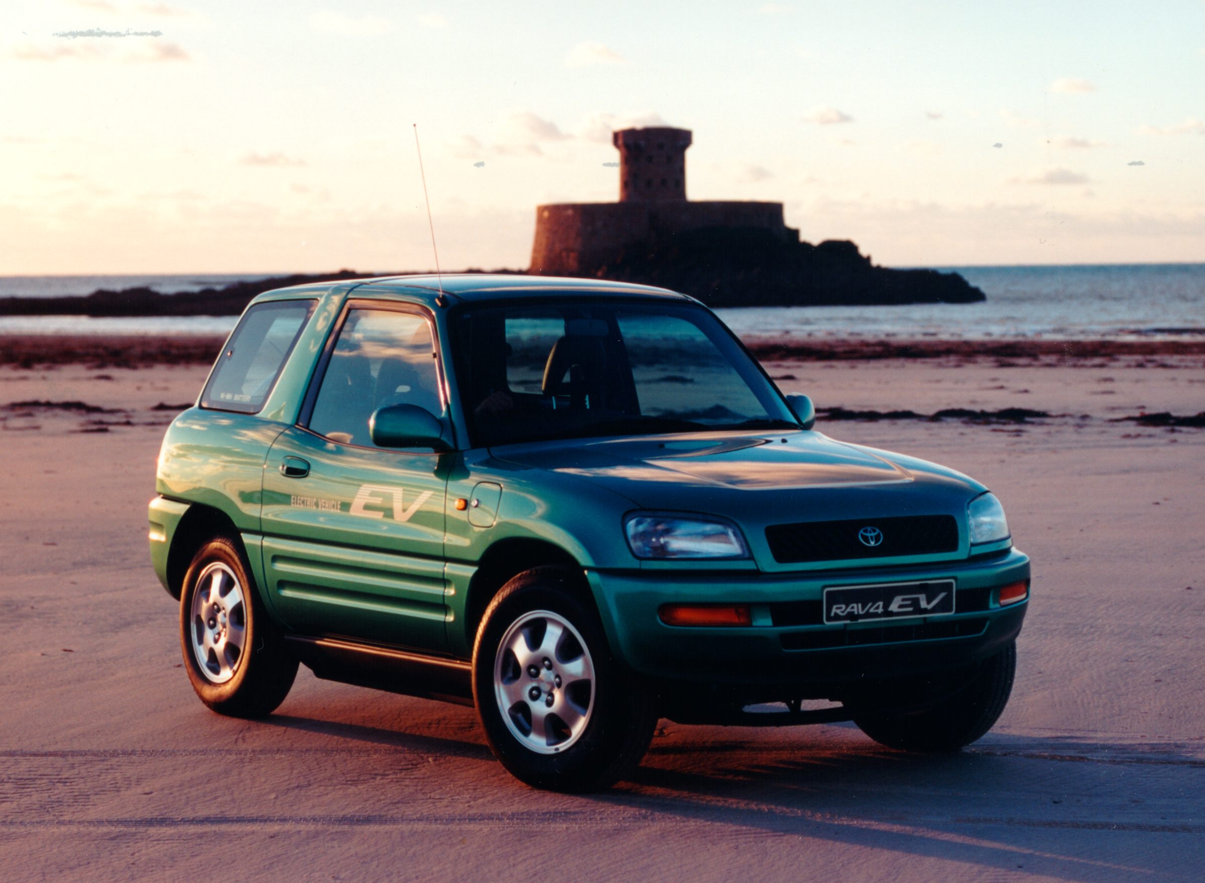 Первый рав. Тойота рав 4 1997. Toyota rav4 1 поколение. Тойота рав 4 первого поколения. Тойота рав 4 1994.
