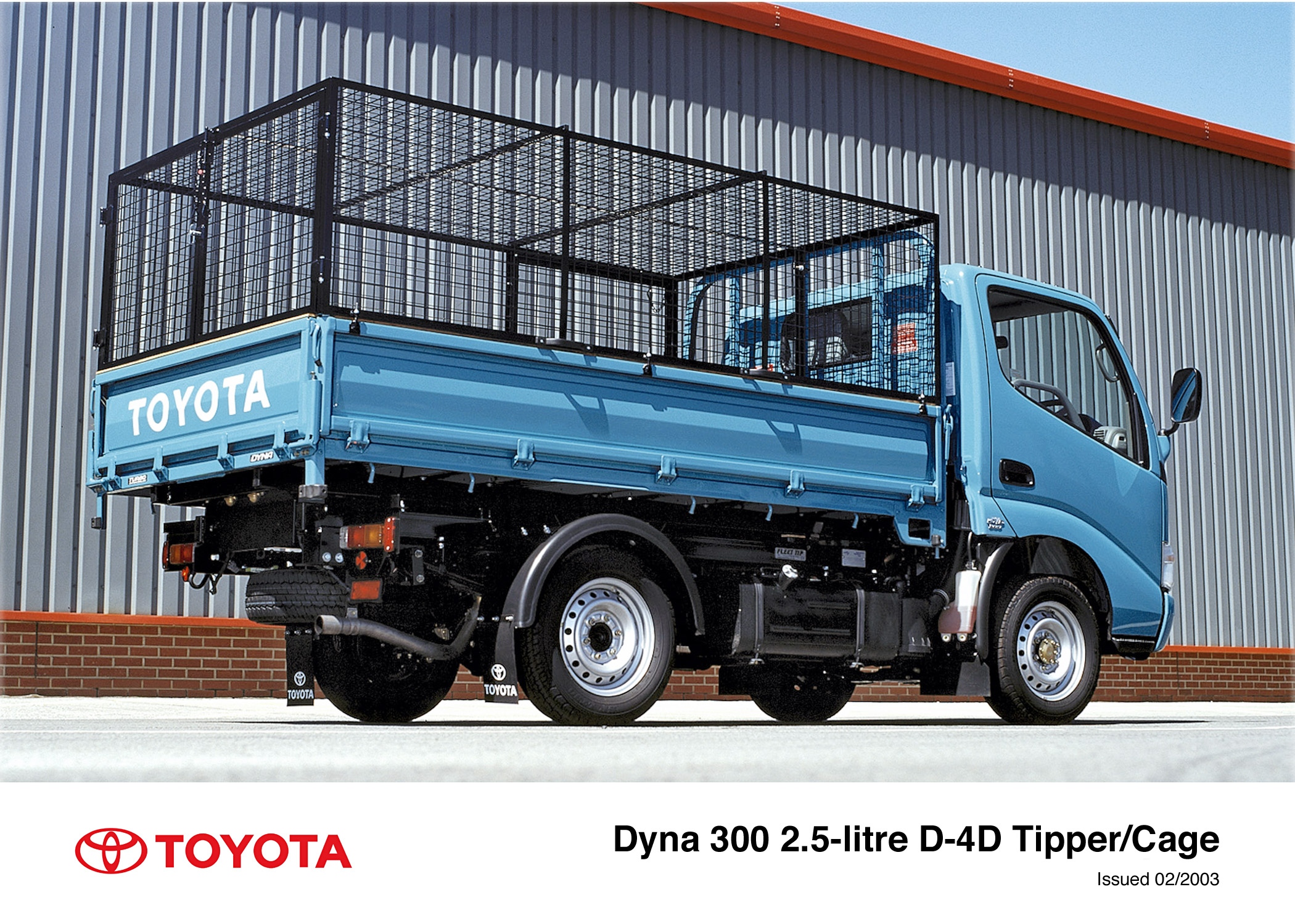 Продажа грузовик тойота. Toyota Dyna u600. Тойота Дюна 300. Toyota Dyna грузовик. Тойота Дюна Toyota Dyna.