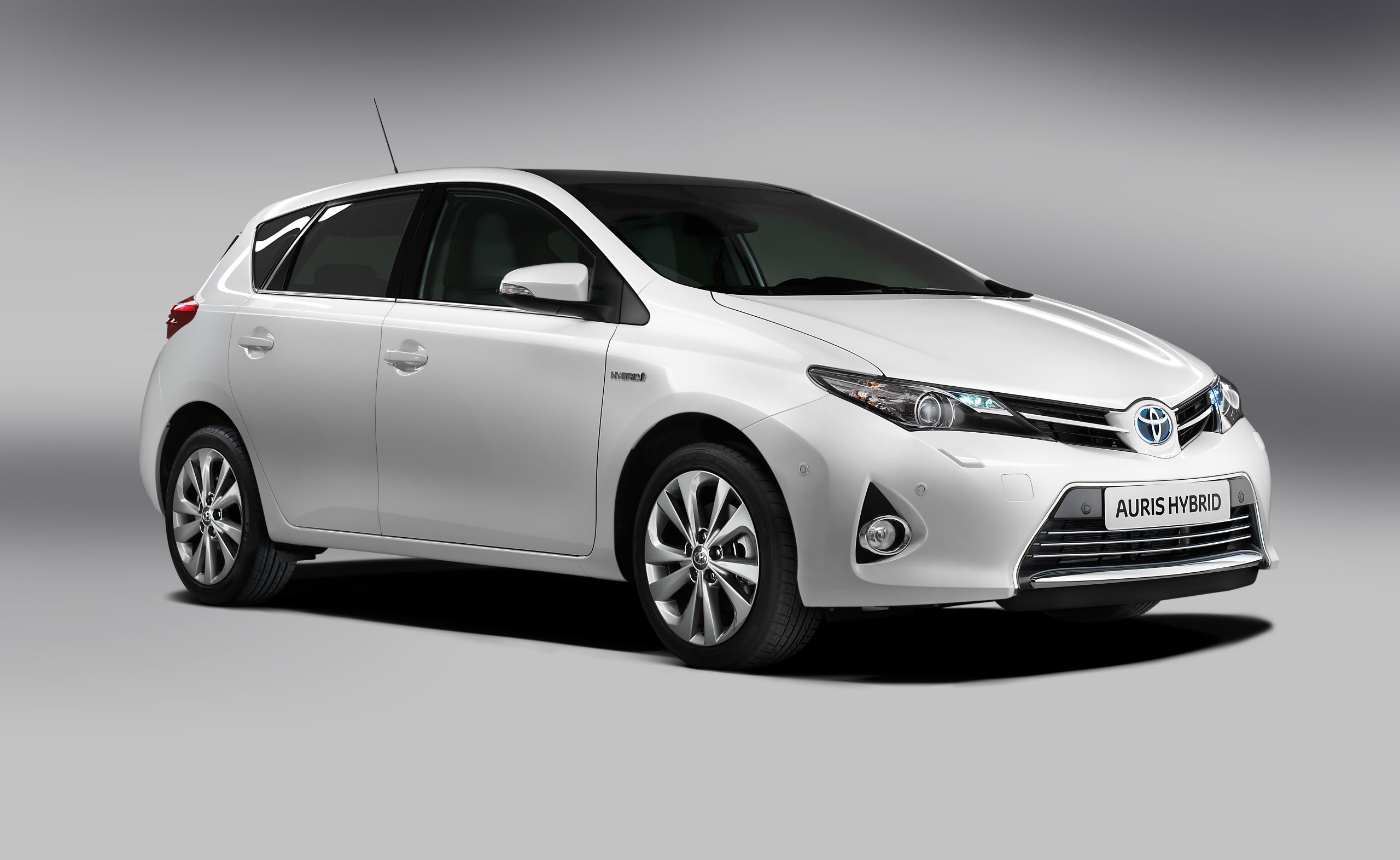 Toyota Auris (II) Hybrid Simulation