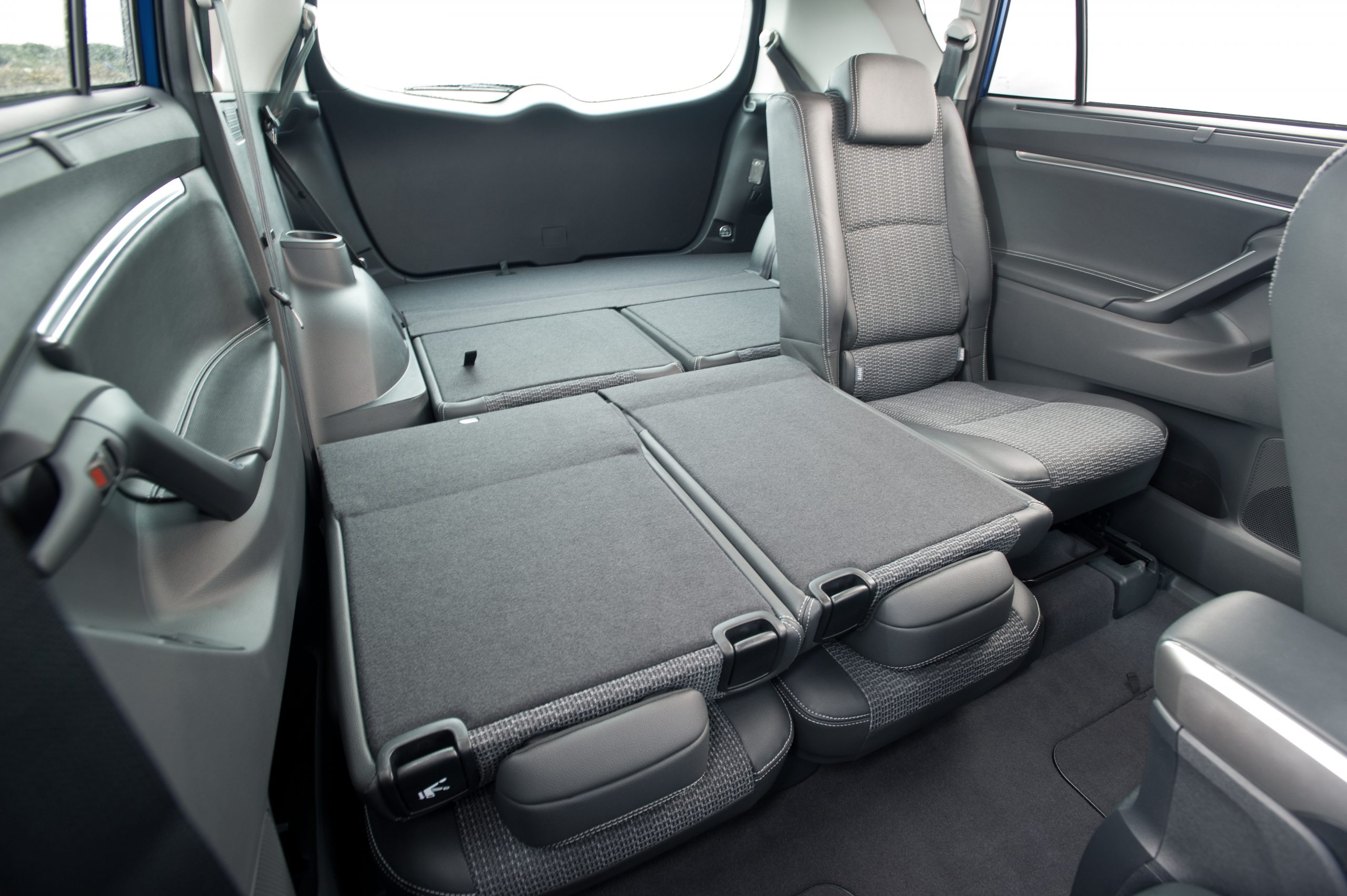 Verso Interior 2013 2014 Toyota Media Site Verso Interior 2013 2014 Toyota Media Site