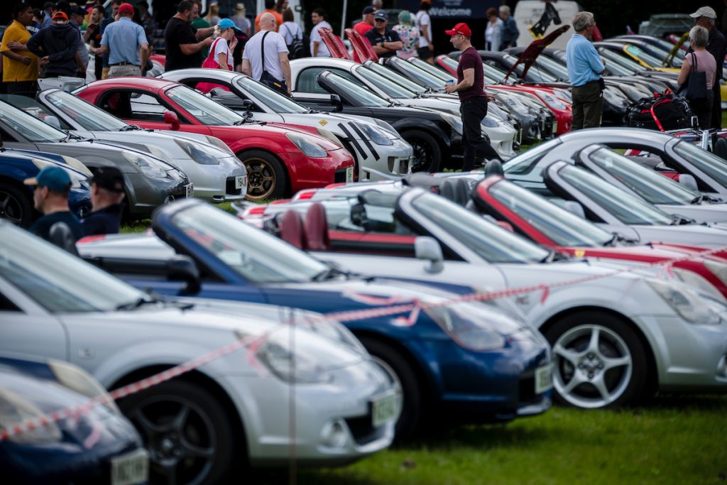 Classic and Contemporary Toyotas Shine at MR2 Drivers’ Club National Day