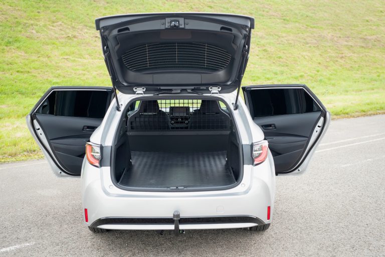 Toyota Corolla Commercial (model shown fitted with accessory roof bars and tow bar)