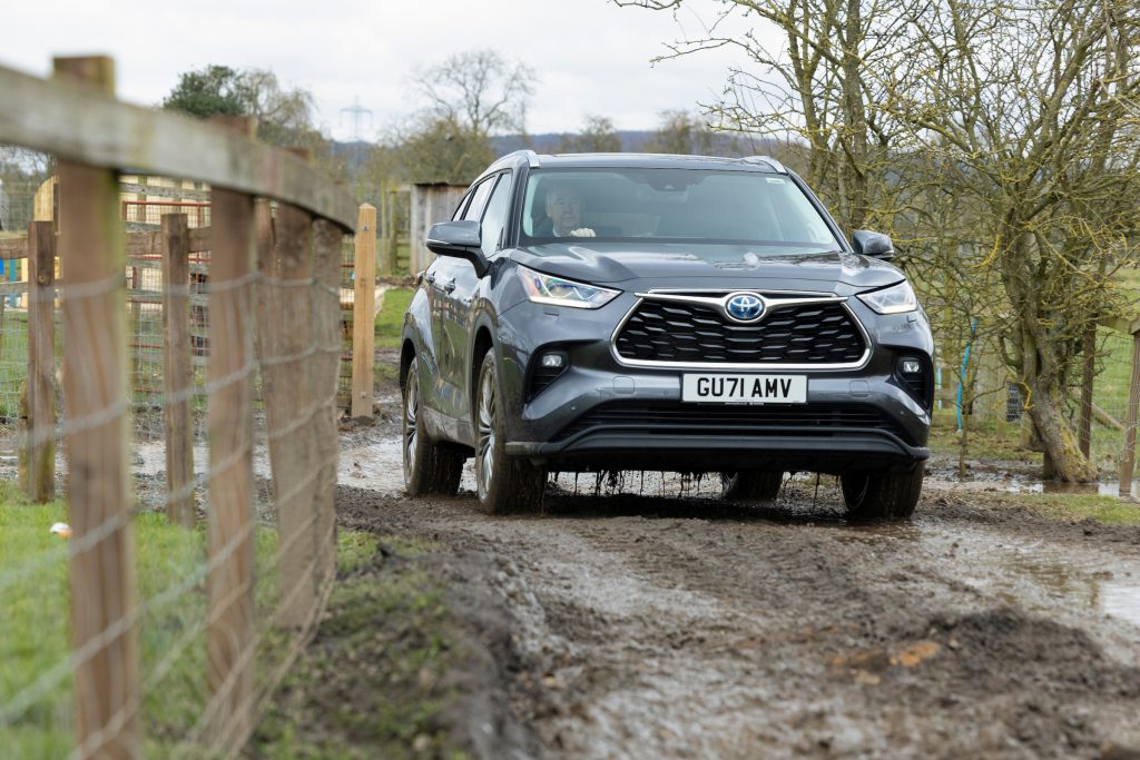 Peter Wright, The Yorkshire Vet, uses his hybrid Toyota Highlander on his visit to Monk Park Farm, near Thirsk in North Yorkshire