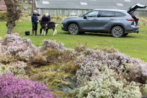 Peter Wright, The Yorkshire Vet, uses his hybrid Toyota Highlander on his visit to Monk Park Farm, near Thirsk in North Yorkshire