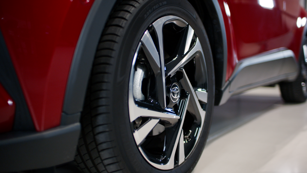 Toyota hybrid driving tips: for optimum performance, check your tyre pressures .