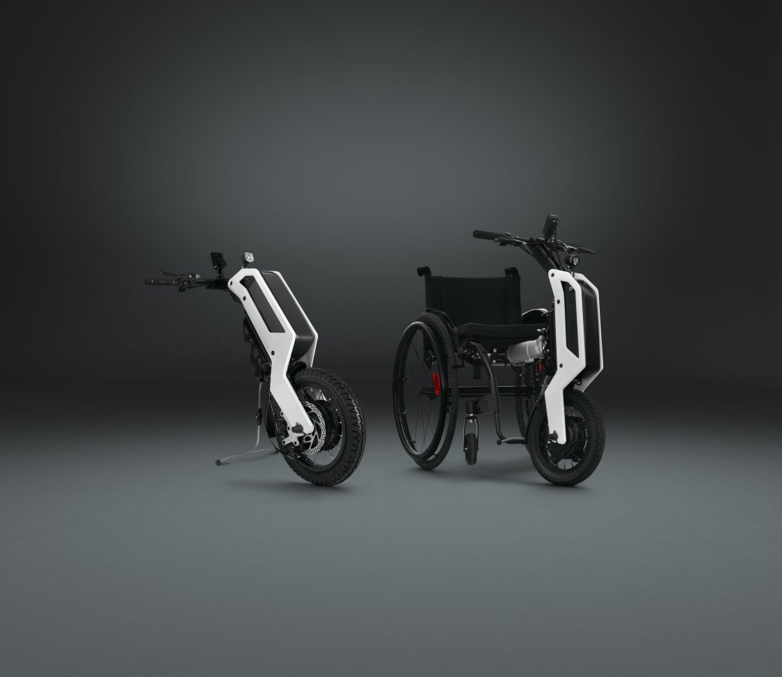 Wheelchair e-puller