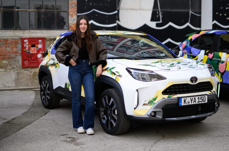 Diana Oliveira with the Toyota Yaris Cross, on 13.01.2024 in Lisbon, Portugal. Photo: Daniel Reinhardt for TOYOTA