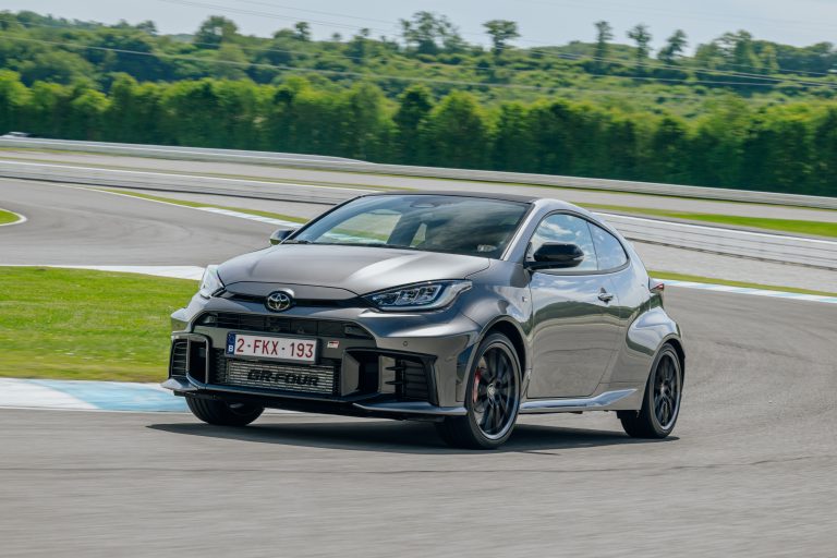 2024 GR Yaris Manual