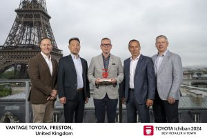 Ichiban Award – Vantage Toyota Preston, From left to right. Scott Thompson President and Managing Director of Toyota (GB) PLC, Yoshihiro Nakata President and CEO of Toyota Motor Europe, Dale Roberts Vantage Toyota Preston, Tom Fux Vice President Toyota Motor Europe Sales & Marketing, Richard Kenworthy Vice President Toyota Motor Europe, Manufacturing.