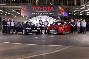 TMUK staff with the Carina E (on the left) - the first car produced at the factory in 1992 and the Corolla hatchback - the five millionth car produced at the factory in October 2024. www.rkpphotography.co.uk