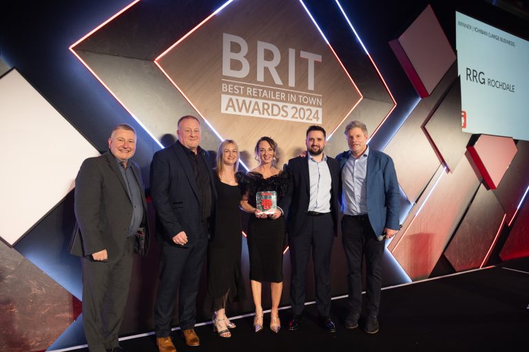 From L to R: Mark Roden, Toyota (GB) Operations Director, with winners of the Toyota Ichiban Award (Large Centre) Rochdale Toyota - Daryl Thornhill, Aftersales Manager, Hayley Atkinson, Branch Accountant, Vicky Jones, Sales Executive, Gavin Barry, Centre Principal and CDA Manager North, and TV presenter, Mark Durdan-Smith