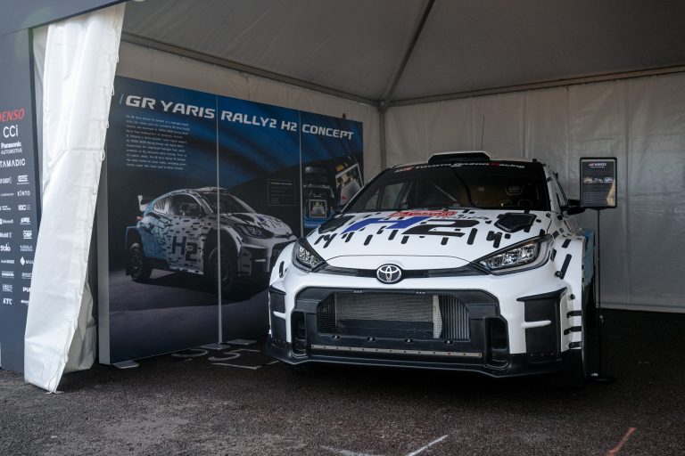 Toyota GR Yaris Rally2 H2 Concept