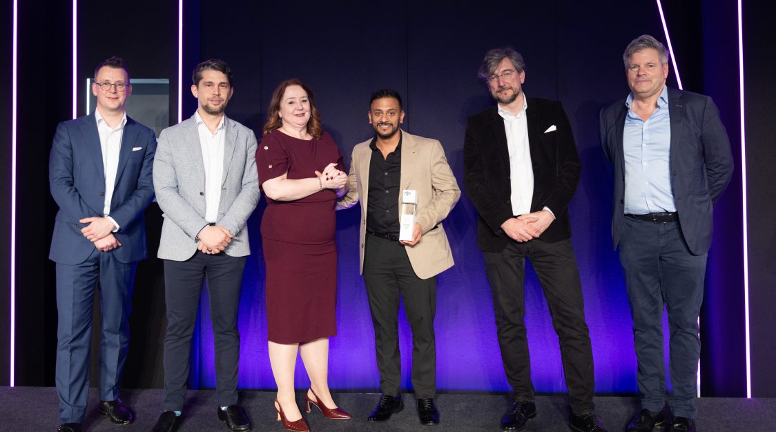 From L to R: Stuart Saunders, Executive Director, Commercial, Toyota (GB), Vantage York team: Nash Ahmed, Nikki Johnstone, Dipash Chahaun, with Luigi Ksawery Luca’, Toyota (GB) President and Managing Director and Mark Durden-Smith, TV presenter
