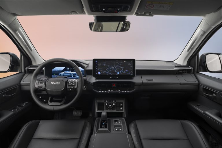 Toyota Hilux BEV