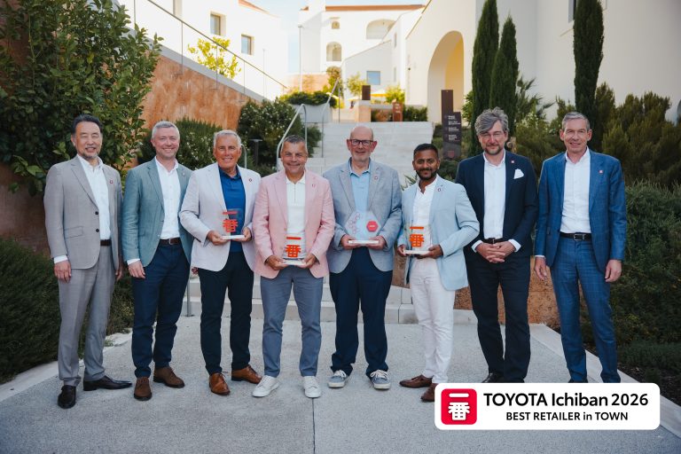 From left to right: Yoshihiro Nakata, President and CEO of Toyota Motor Europe, Rob McKendrick, Director Customer Services Toyota (GB) PLC, Brian Edwards, FRF Newport, Peter Stableford, Vantage Toyota Scarborough, Dipesh Chauhan, Vantage Toyota York, Luigi Ksawery Luca’, President and Managing Director Toyota (GB) PLC, Dr Till Conrad, Executive Vice President Toyota Motor Europe.