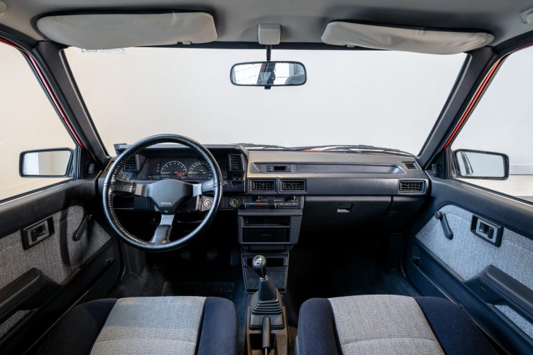 E82