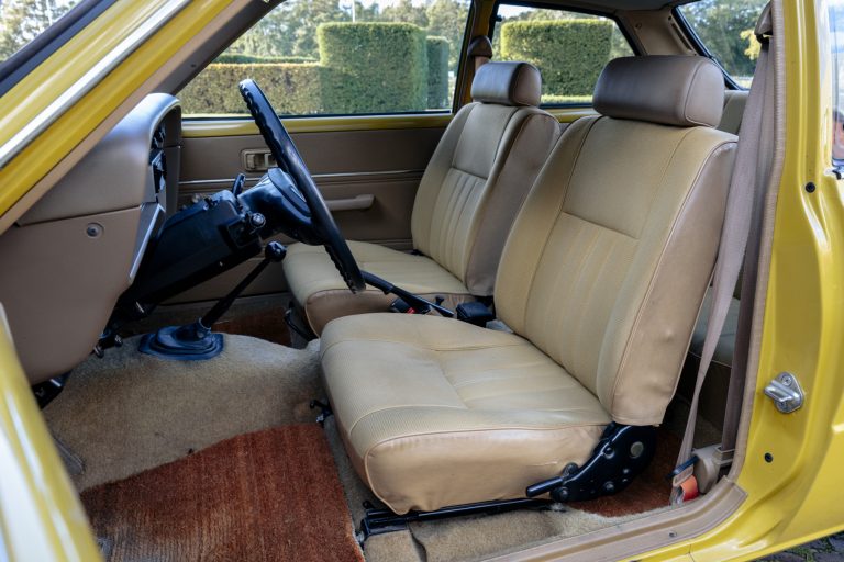 E30